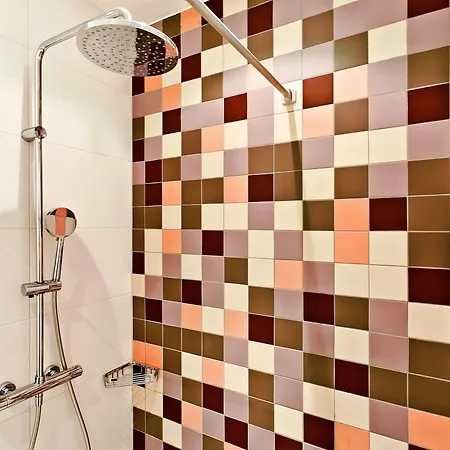 Linnen Hotell