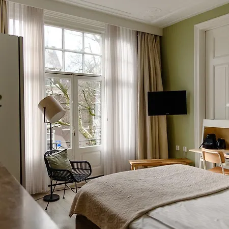 Linnen Hotel 3*