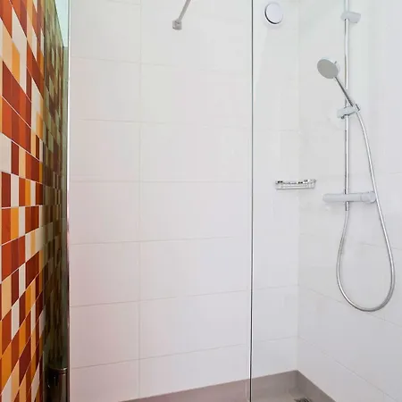 Hotel Linnen 3*